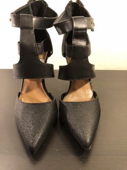 New!! Black heels