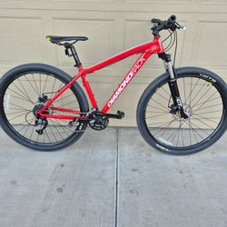 DIAMONDBACK OVERDRIVE MOUNTAIN BIKE, 29ER (MEDIUM FRAME)