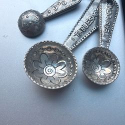  Stainless Steel Measuring Spoons (Silver)
