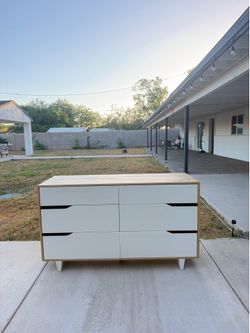Modern dresser
