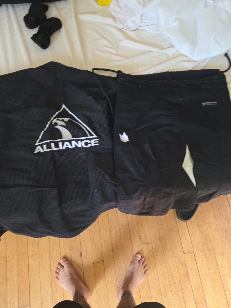 ALLIANCE Jiu Jitsu Gi Size A2