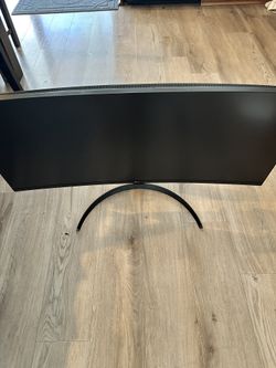LG UltraWide 34” Curved Monitor 34WQ73A-B — QHD, USB-C, KVM — Excellent Condition