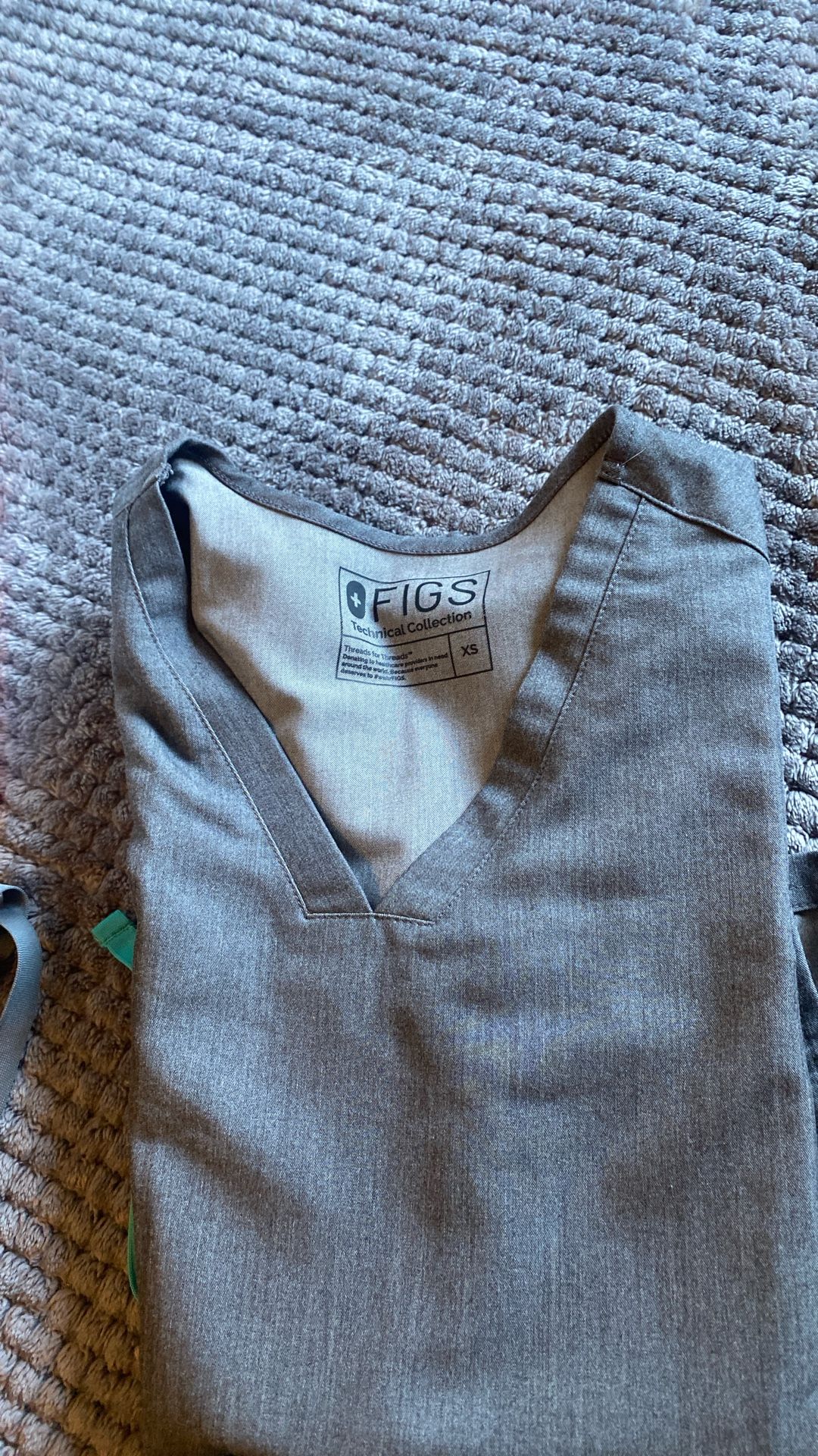 Fig Scrubs