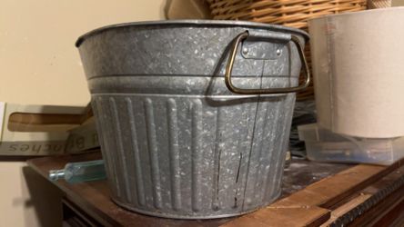 Various Galvanized Steel Buckets