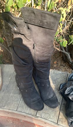 Size 8 black boots