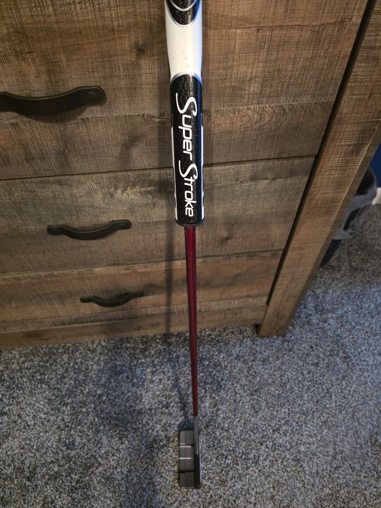 Odyssey Triple Wide Stroke Lab 
