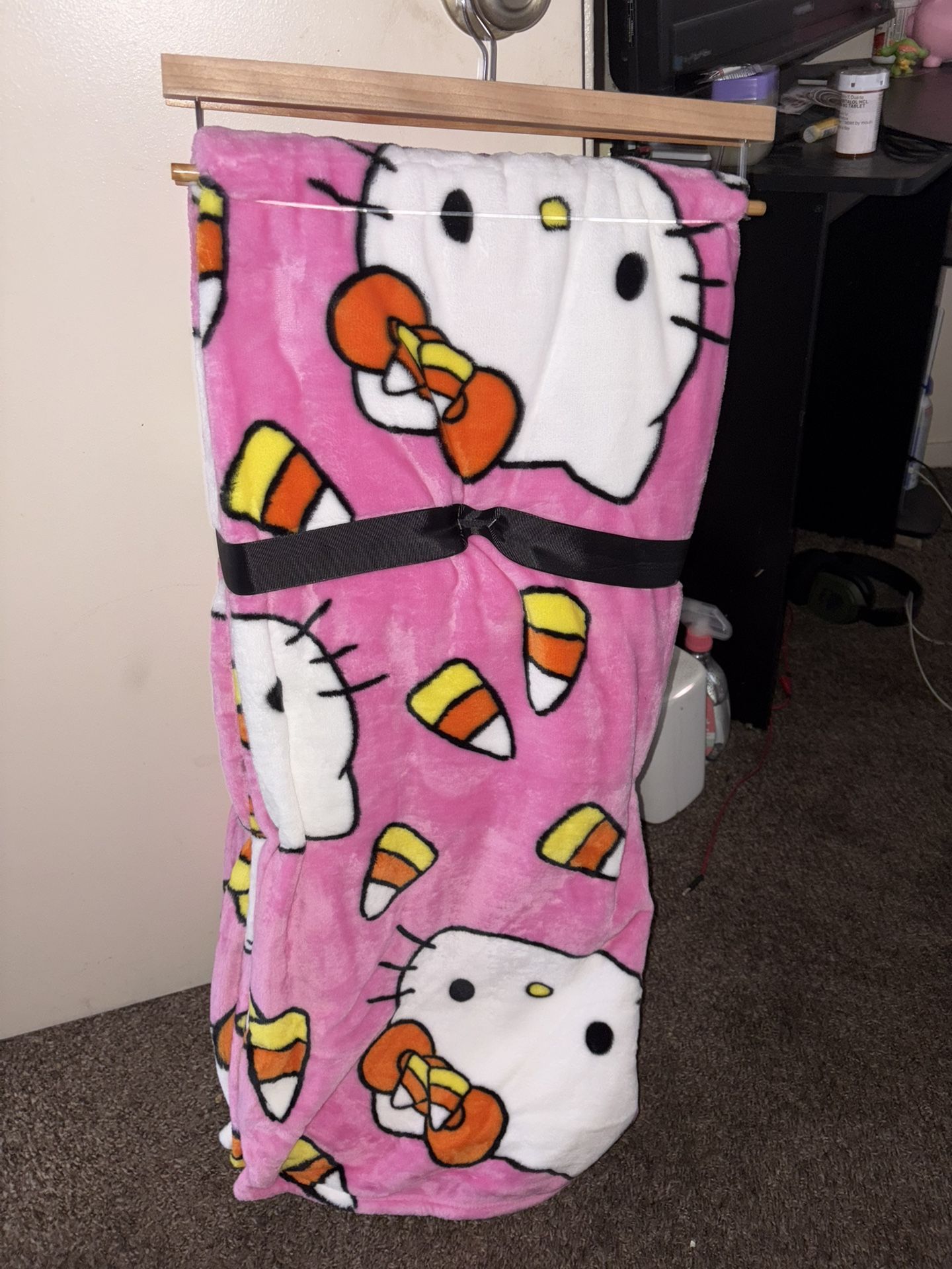 Hello Kitty Halloween Blanket