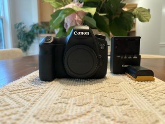 Excellent condition Canon EOS 6D MK1 (7k actuations)