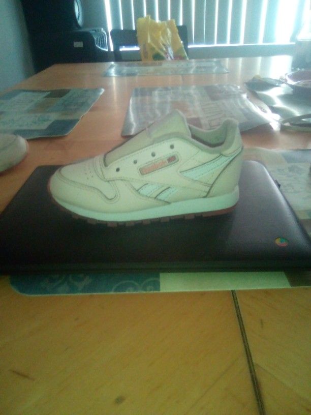 Size 10c Light Pink Reebok Classic