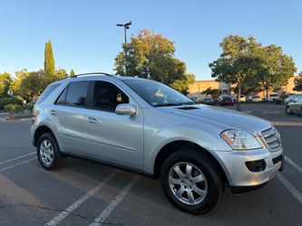 2006 Mercedes Benz ML 350 Clean Title 100K Miles