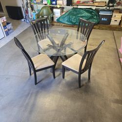 Rounded Glass Kitchen Table With 4 Chairs