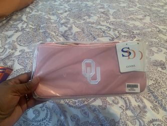 Clutch purse