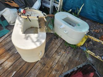 2 oval bait tanks 200.00 obo