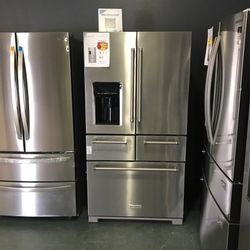 KitchenAid Stainless Steel French Door Refrigerator With Water Dispenser And Ice Dispenser