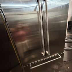 42” Kitchenaid Built In Stainless Steel Refrigerator 