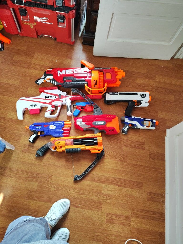 Nerf Gun Bundle