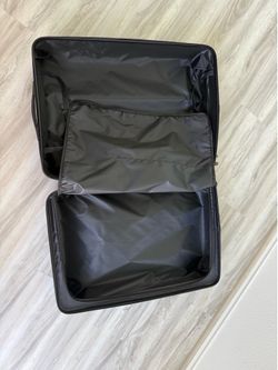All spinner check-in luggage