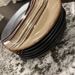 Brown Big Plates For Dinner 