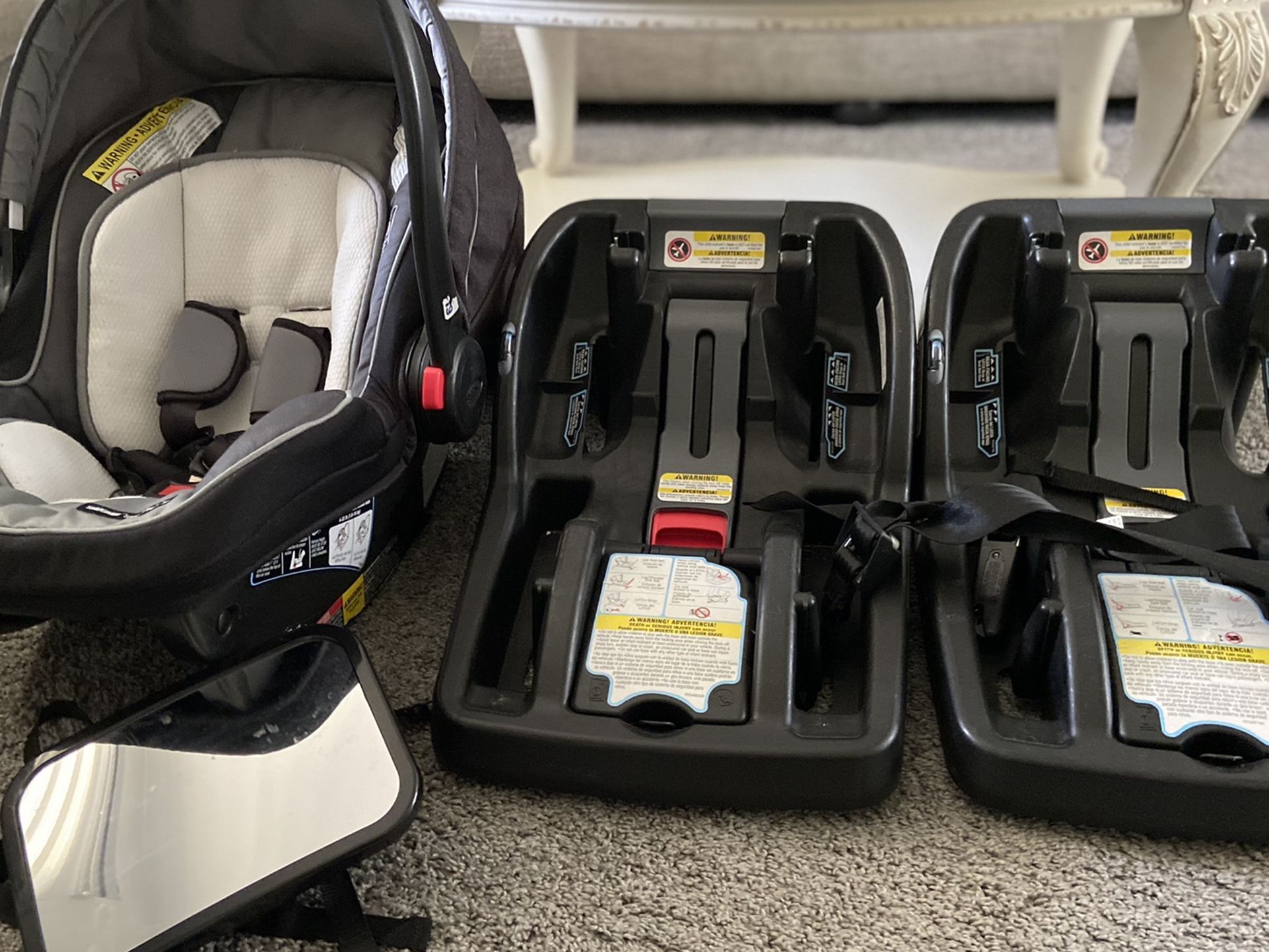Graco Infant Car Seat with 2 bases 
