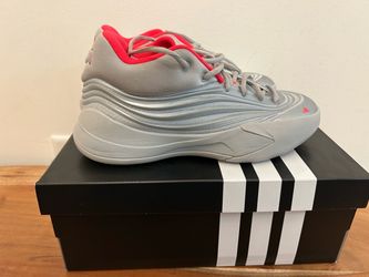 Dame x (Size 7) Near mint