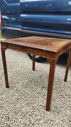 Vintage Ethan Allen square game table from their classic "Old Tavern"