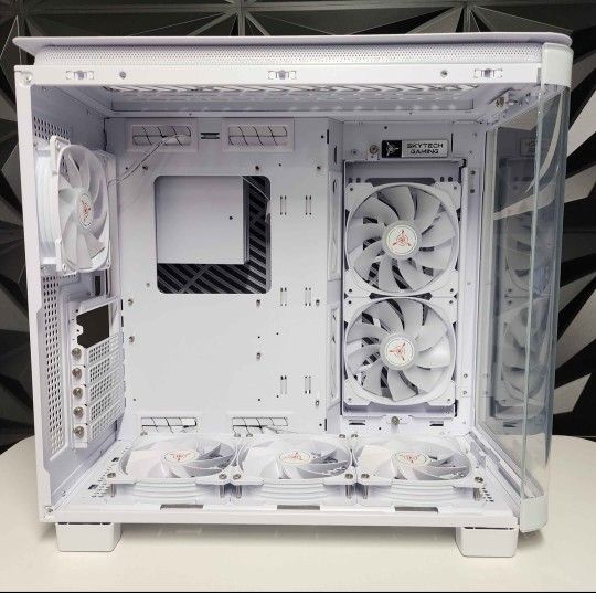 WHITE Skytech Gaming Montech King 95 Pro ARGB Curved Glass Gaming Case