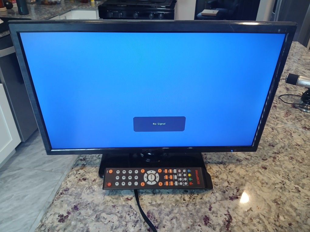 SCEPTRE TV WITH REMOTE