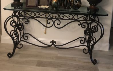 Large & heavy iron entry table w/ glass top