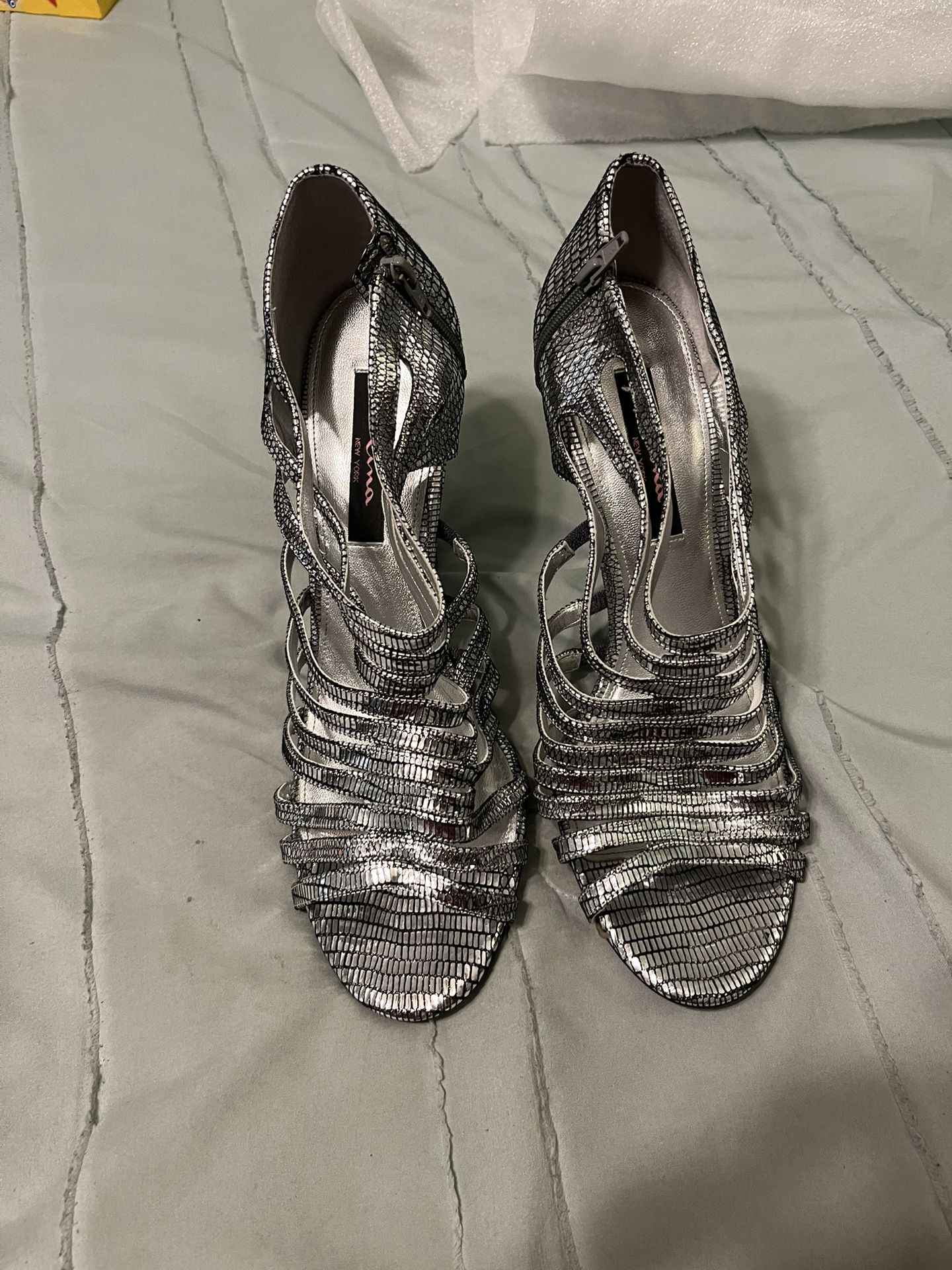 Elegant Silver Strappy Heels for Formal Occasions