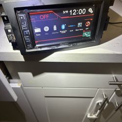 Pioneer Avh-280bt Double Din Car Stereo 