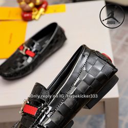 Louis Vuitton dress LV Louis leather shoes With Box for Sale in
