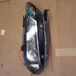 2017 Honda Civic Headlight  OEM  