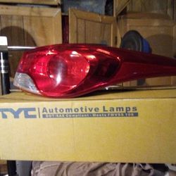2011-2013 Elantra Right(Passenger Side) Tail Light