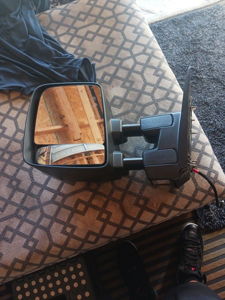 2019 Nissan Titan Driver Side Mirror