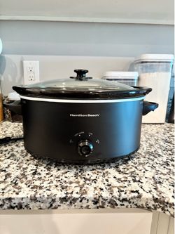 Slow cooker
