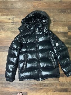 Moncler Maya Puffer Jacket size 2/medium