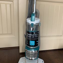 Like New Large Size Tankless Vacuum 