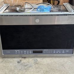 GE Profile microwave 