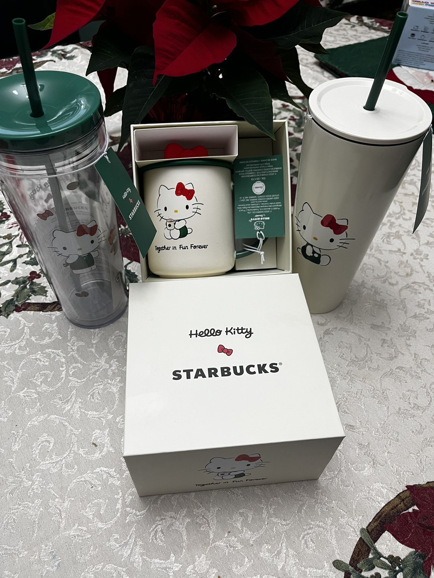 Starbucks Hello Kitty Set
