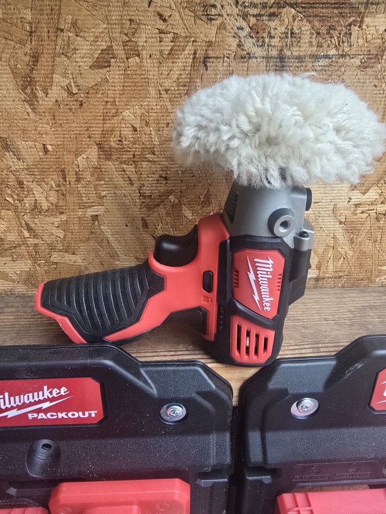 Milwaukee
M12 12V Lithium-Ion Cordless Variable Speed Polisher/Sander (Tool-Only)