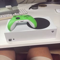 X Box Series S 