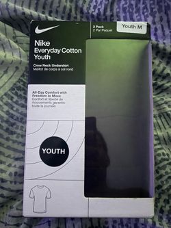 Black Nike Crew Neck T-shirts