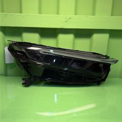 2023 2024 2025 Honda CR-V Right Passenger Side Headlight OEM