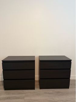 2 DRESSERS