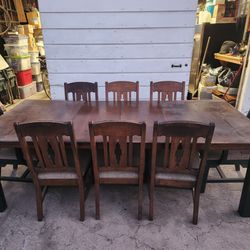 Southwestern Style Table & Chairs With Hutch