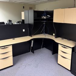 Cubicles / Workstations