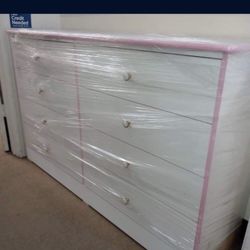 Pink Drsrs New $239