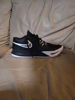 Kiyre Irvine Nikes