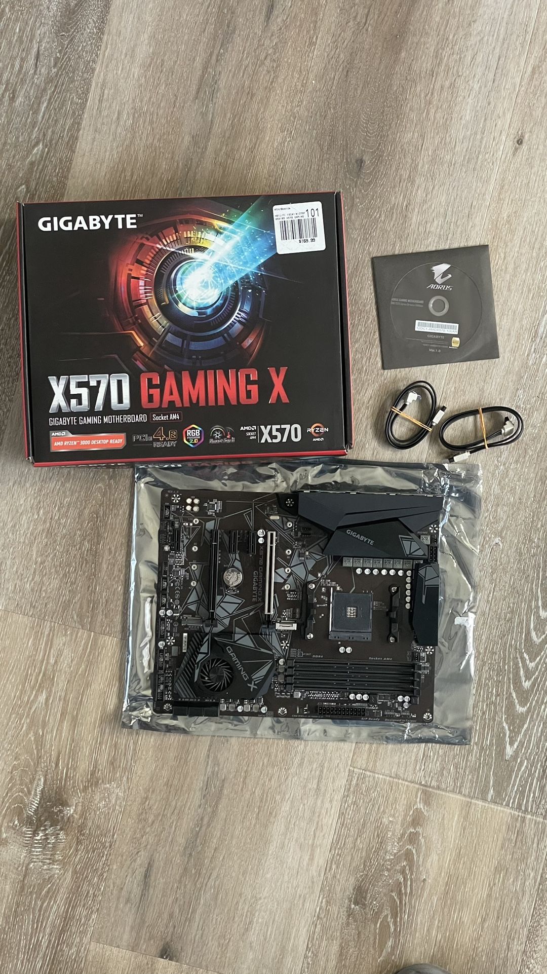 GigaByte AMD Motherboard X570 Gaming X