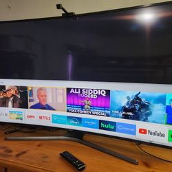 📺 **Samsung 55” Curved Smart TV – Great Condition!** 🌟